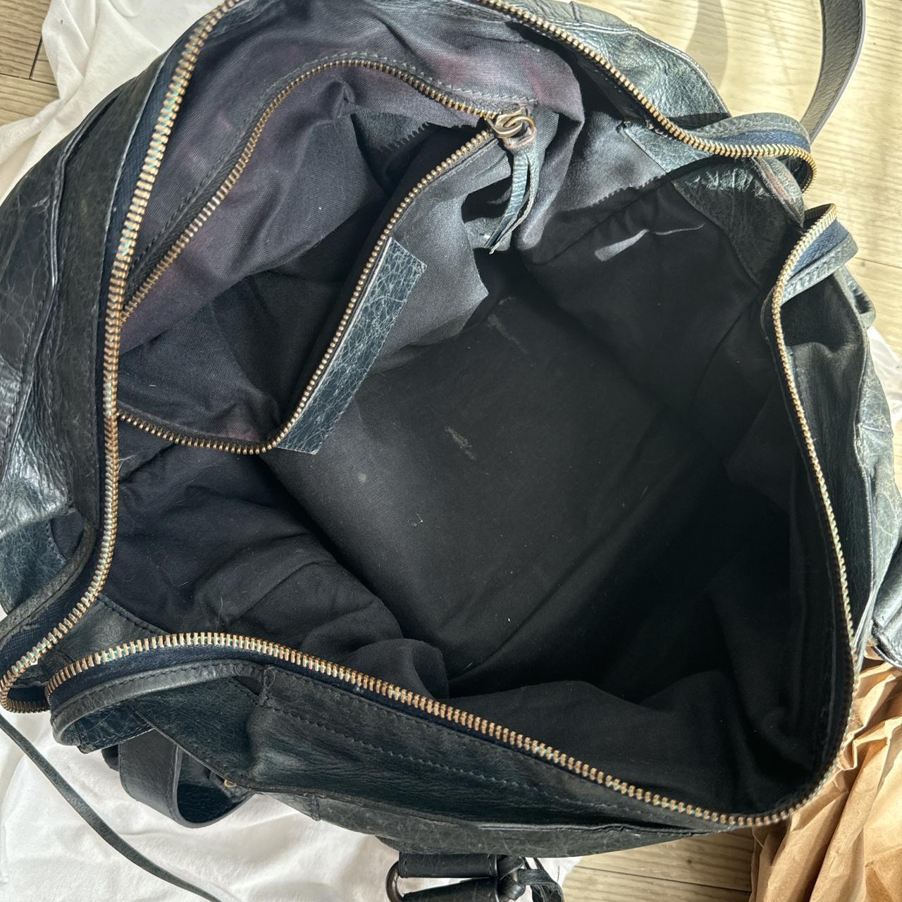 Authentic black balenciaga city bag part time with a...🍒❤️🔥