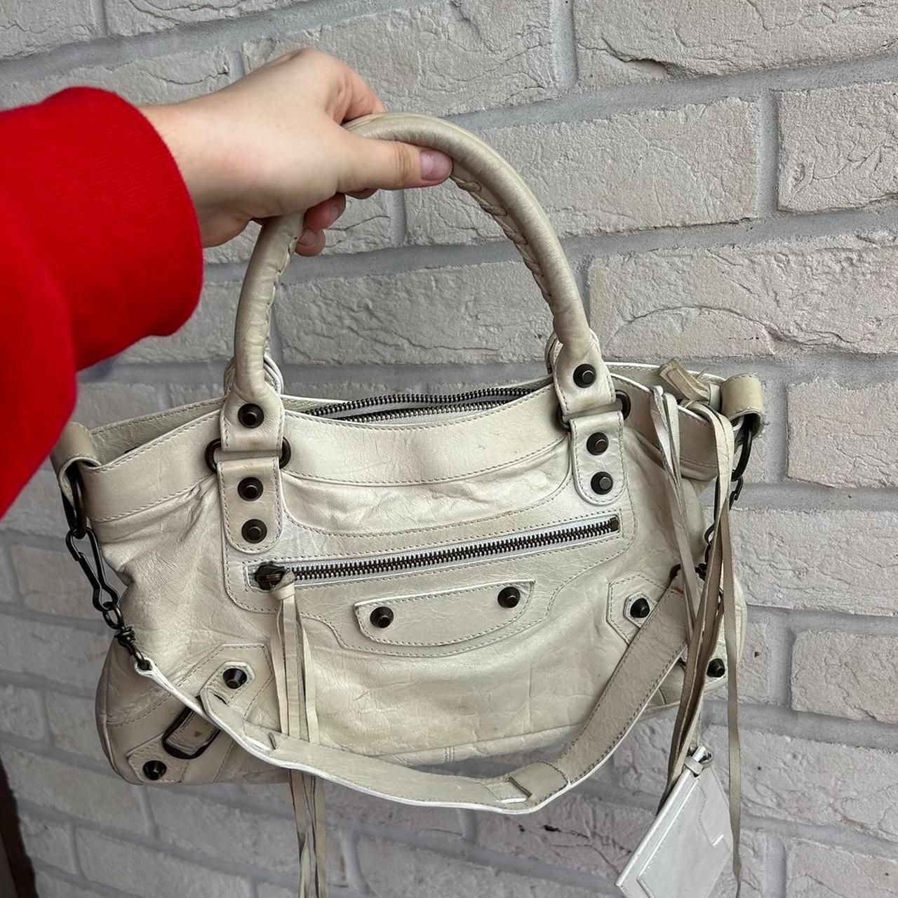 š¬ā”PreOwned RARE Balenciaga āthe firstā small/ medium city bagš¬ā”