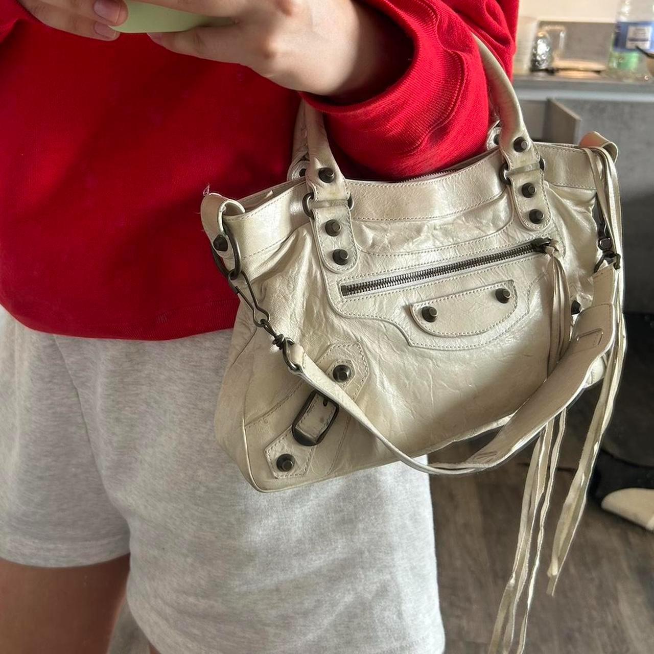š¬ā”PreOwned RARE Balenciaga āthe firstā small/ medium city bagš¬ā”