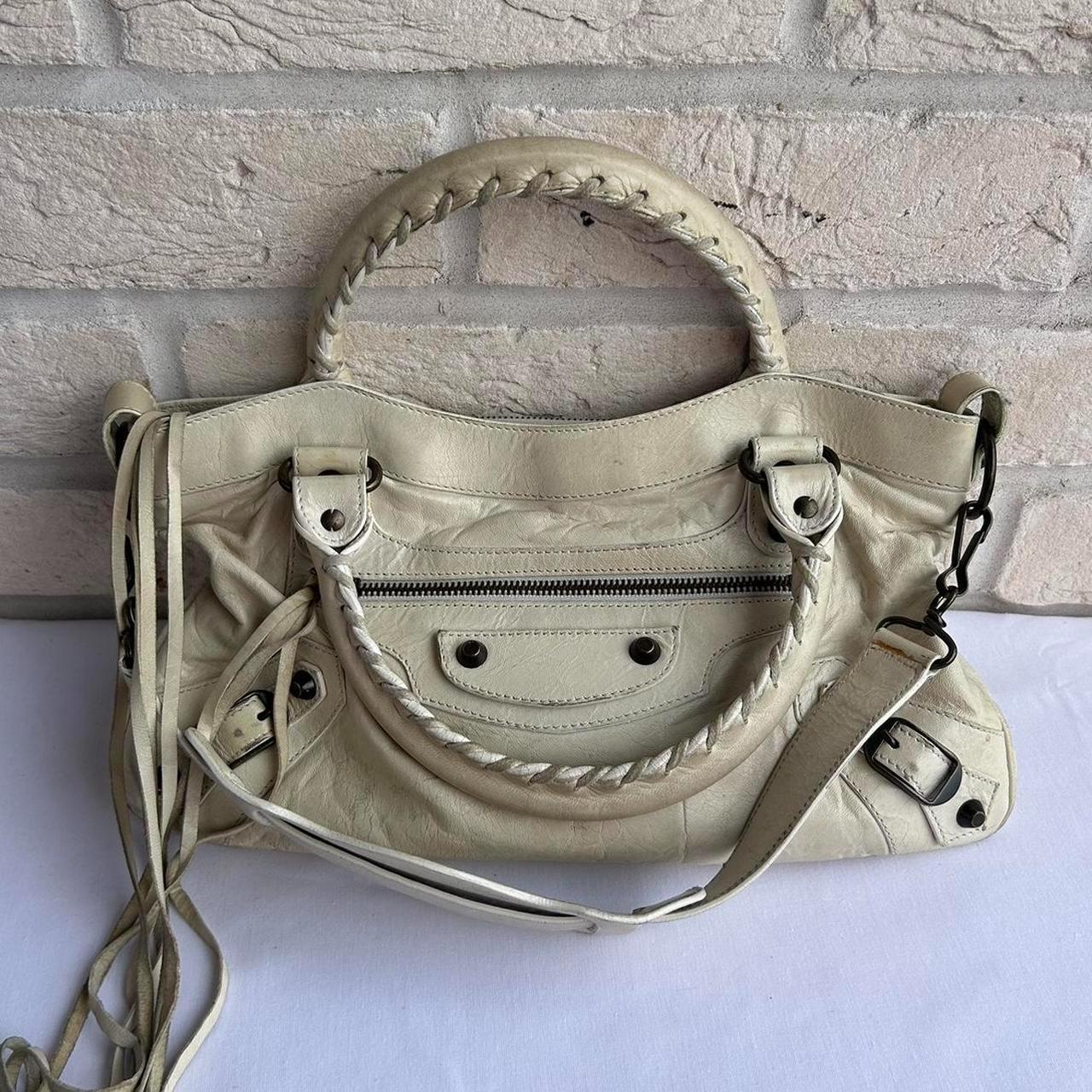 š¬ā”PreOwned RARE Balenciaga āthe firstā small/ medium city bagš¬ā”