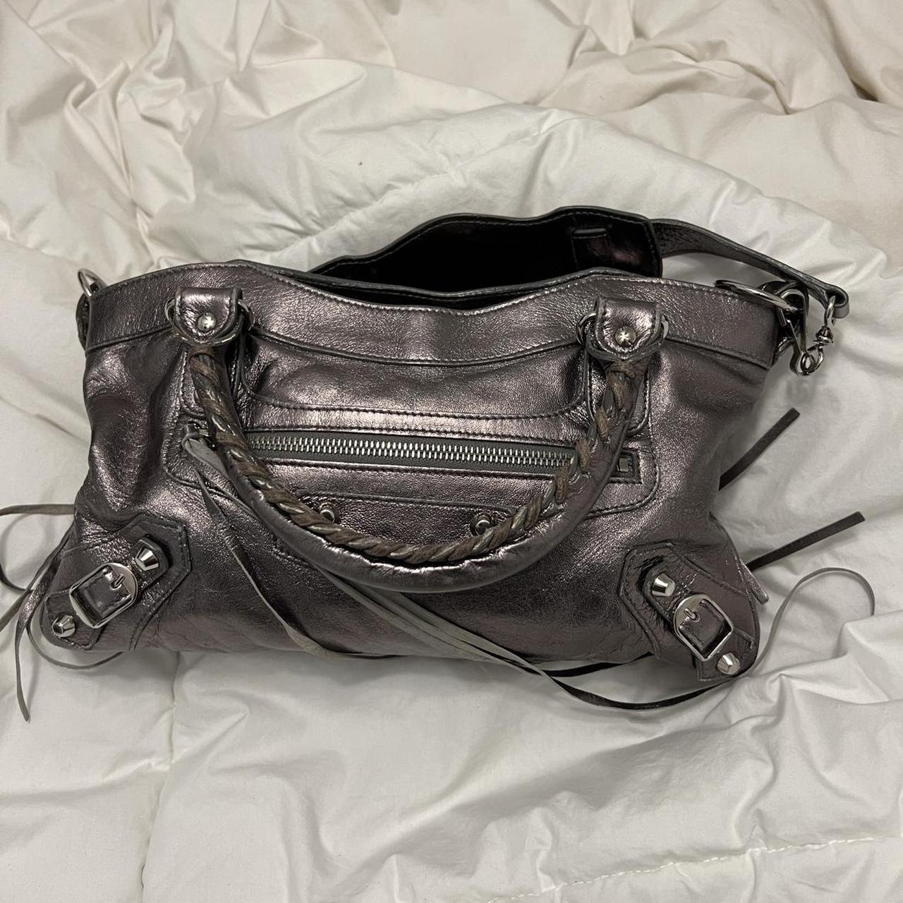 š©·šPreowned RARE BALENCIAGA METALLIC SILVER CITY BAGš©·š