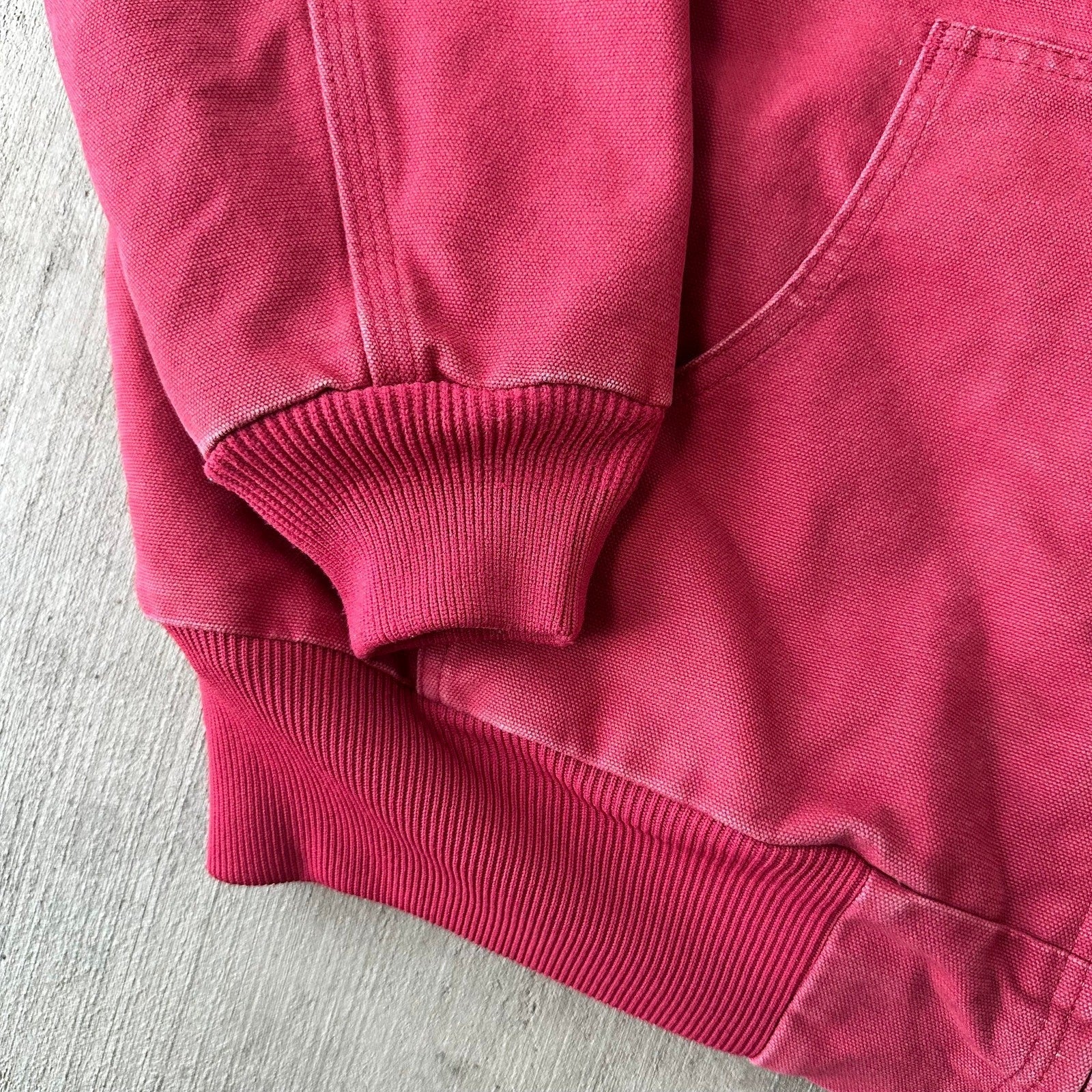 Vintage Y2K pink WOMENS Carhartt quilted hooded work wear jacket