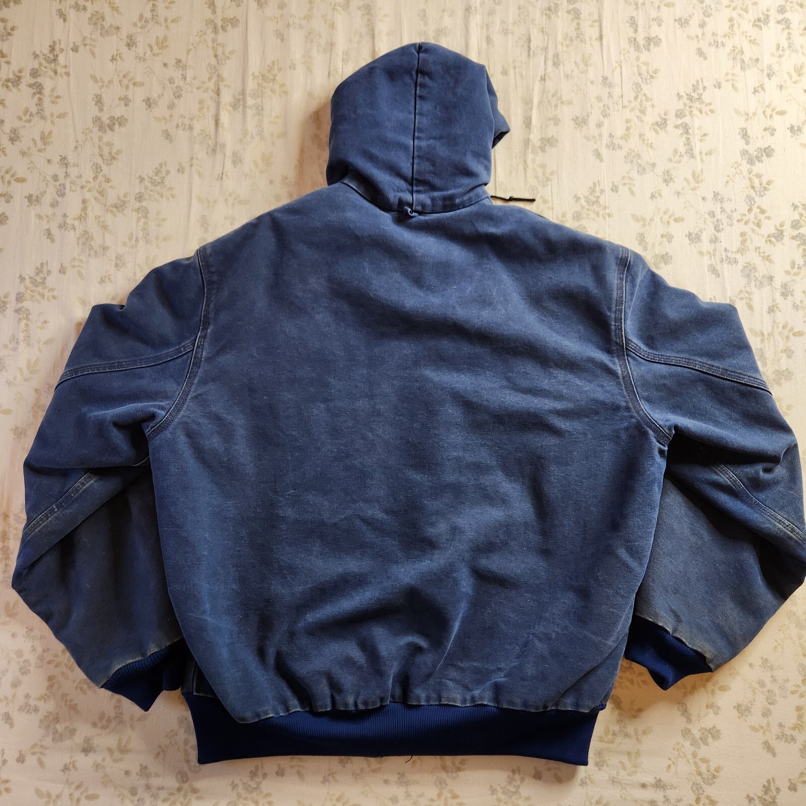 Vintage Carhartt Mens L Duck Blue J68 BLU Hooded Canvas Work Insulated Jacket
