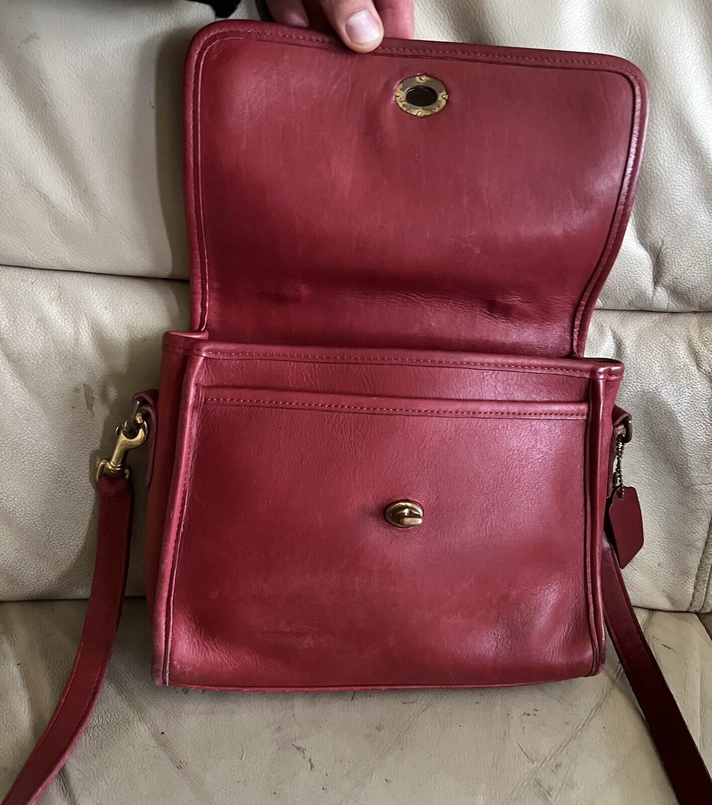 Vintage Coach Purse 9870 Red Leather Court Top Handle Bag Crossbody 🍒❤️🔥