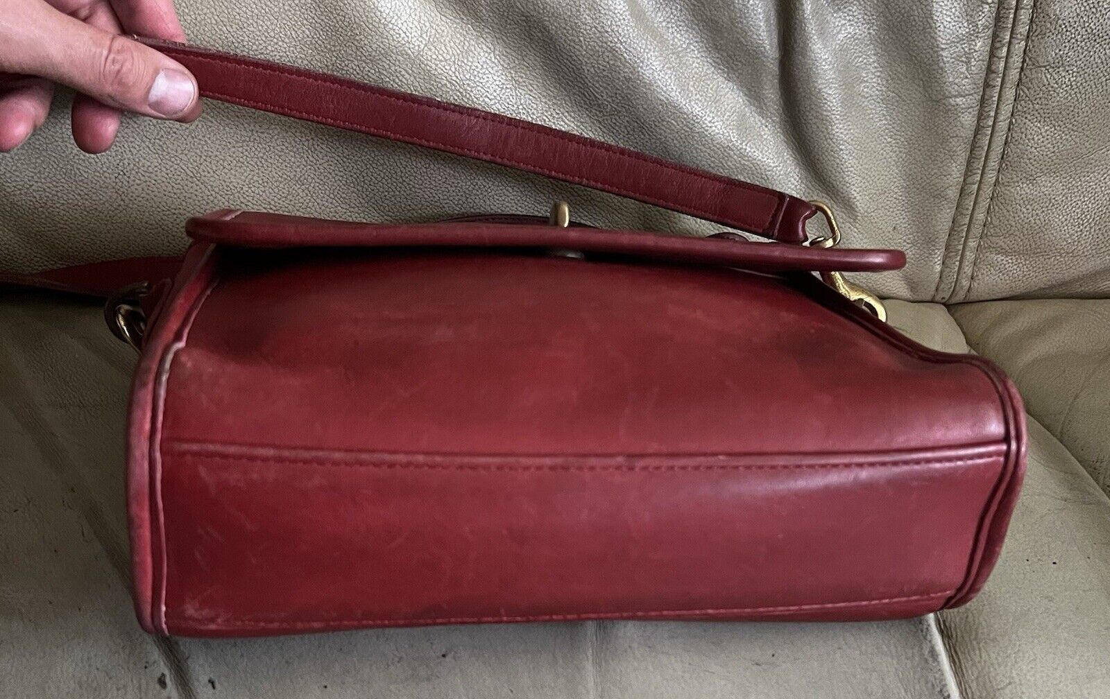 Vintage Coach Purse 9870 Red Leather Court Top Handle Bag Crossbody 🍒❤️🔥