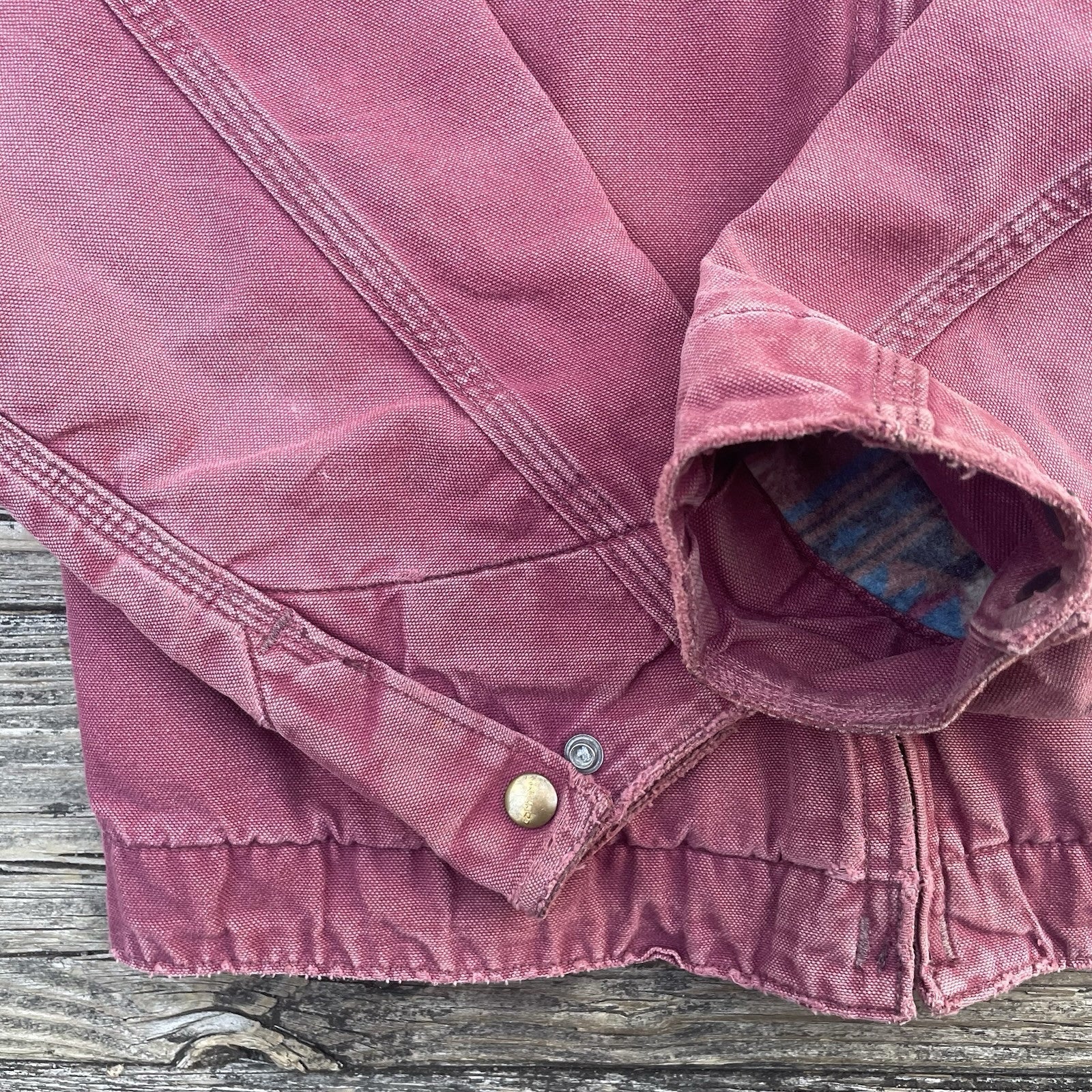 vintage carhartt j24 rdw aztec detroit jacket in redwood size medium
