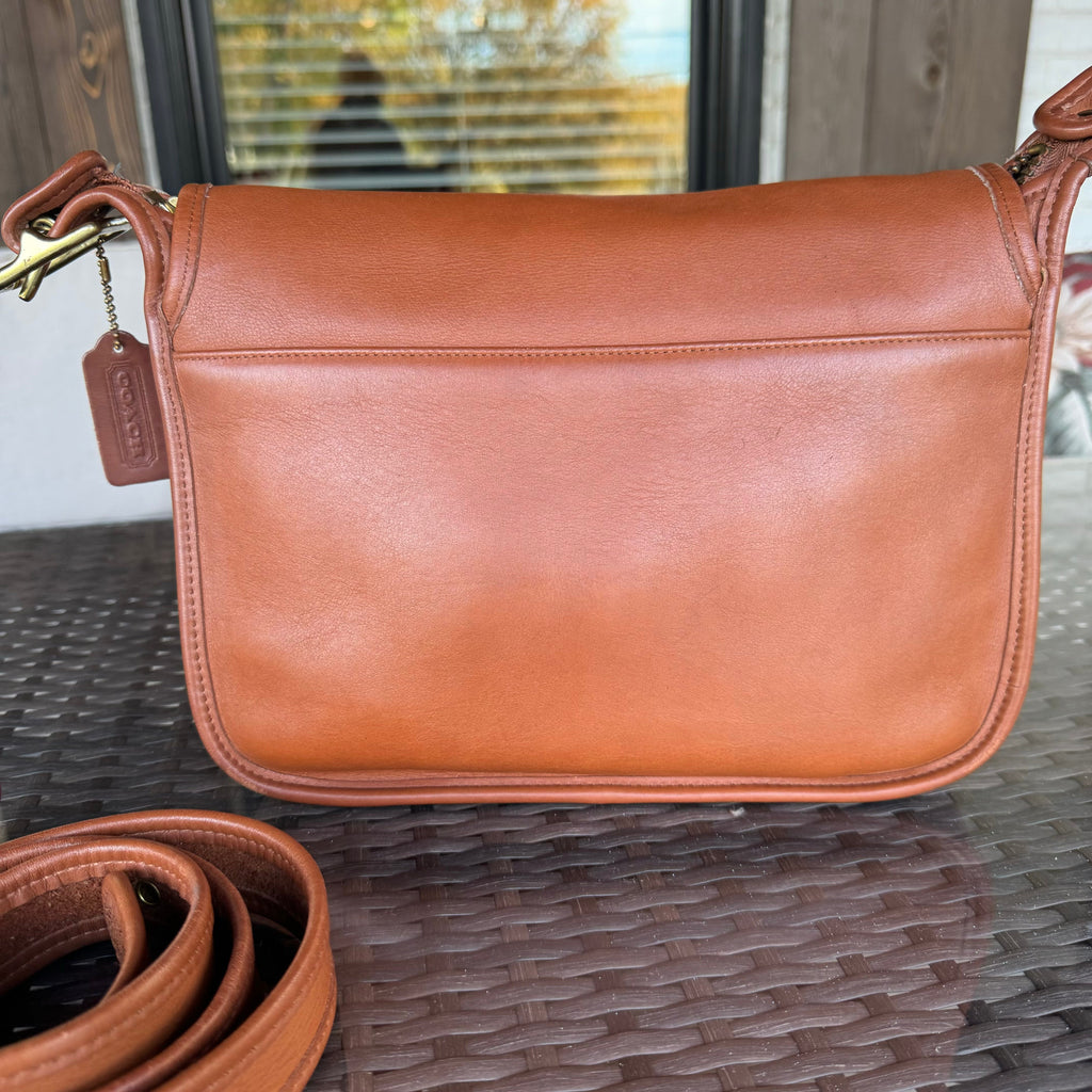 Vintage Coach British Tan Patricas Legacy 9951🍂✨