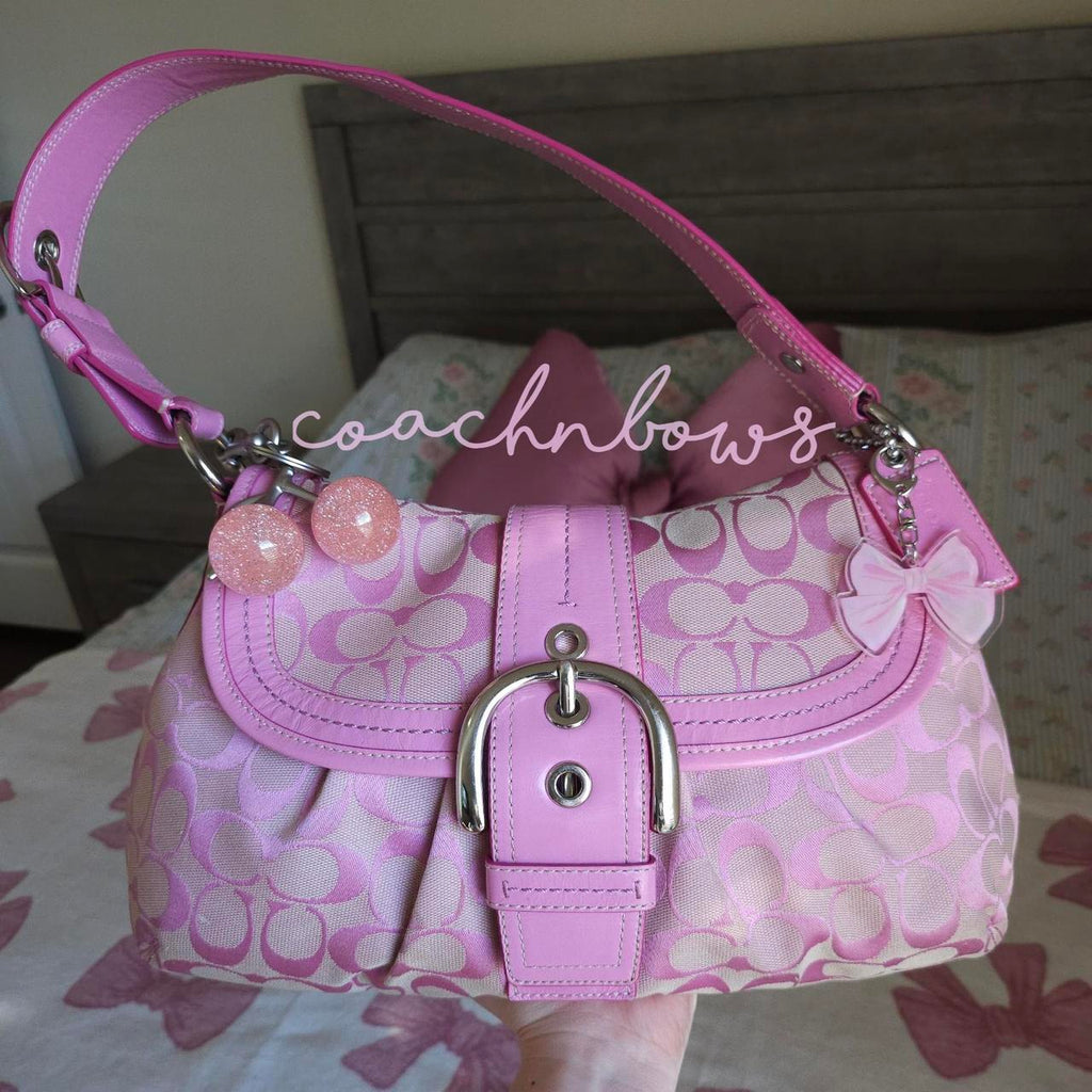 Vintage Barbie Pink Soho Buckle Signature Cs Rare Shoulder Purse🩷🍒
