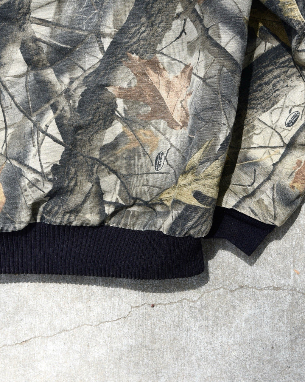 Vintage Carhartt Quilted Hooded Active Jacket “Camo” J143 CMO Men’s Medium