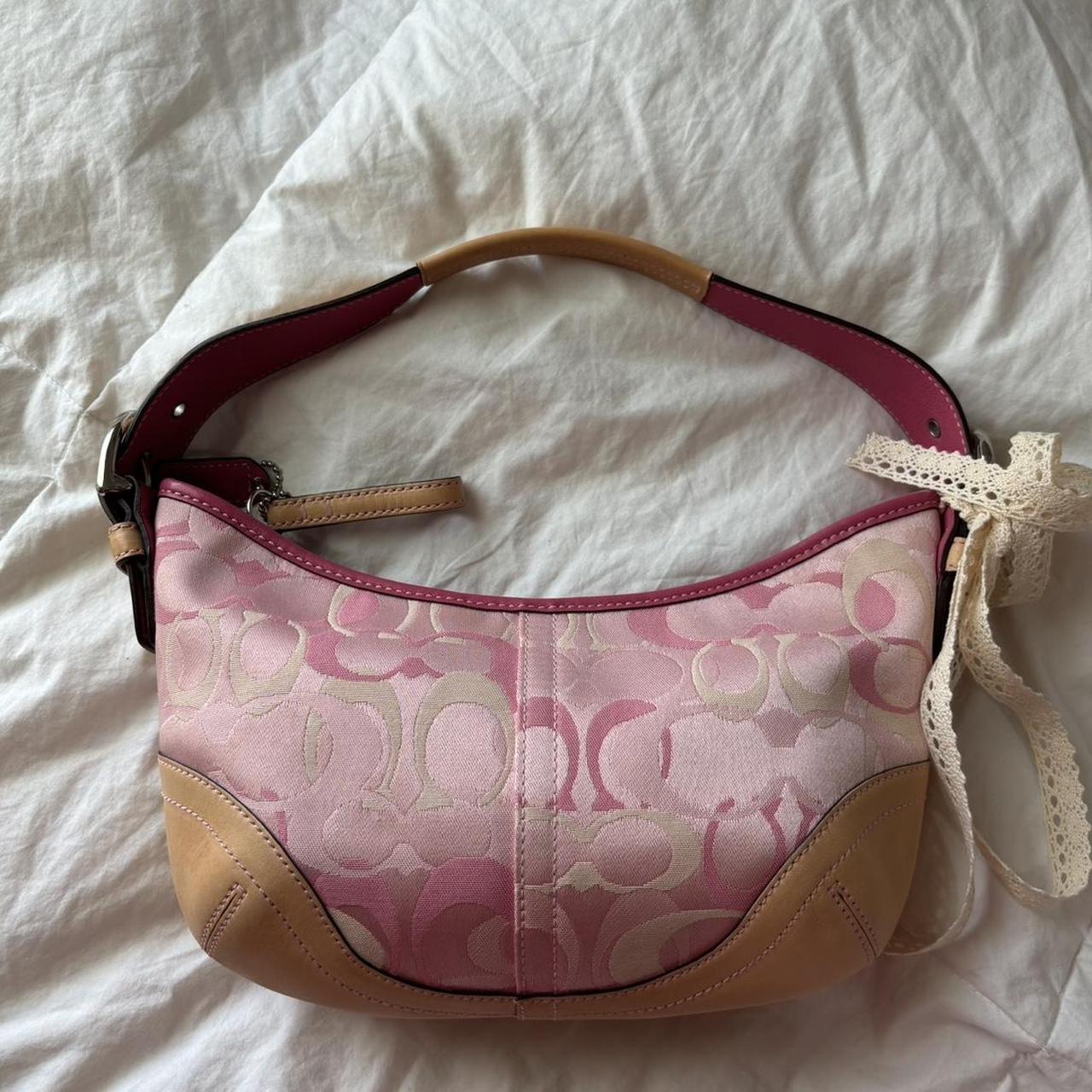 Mini Vintage Coach Hobo In Optic Pink💜🍇