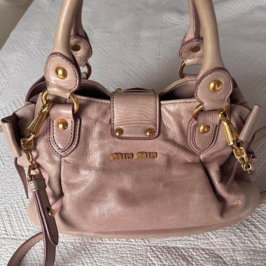 Authentic Light Pink Miu Miu Vitello Leather Bow Bag With Gold Hardware And Removable Strap🤍🗻