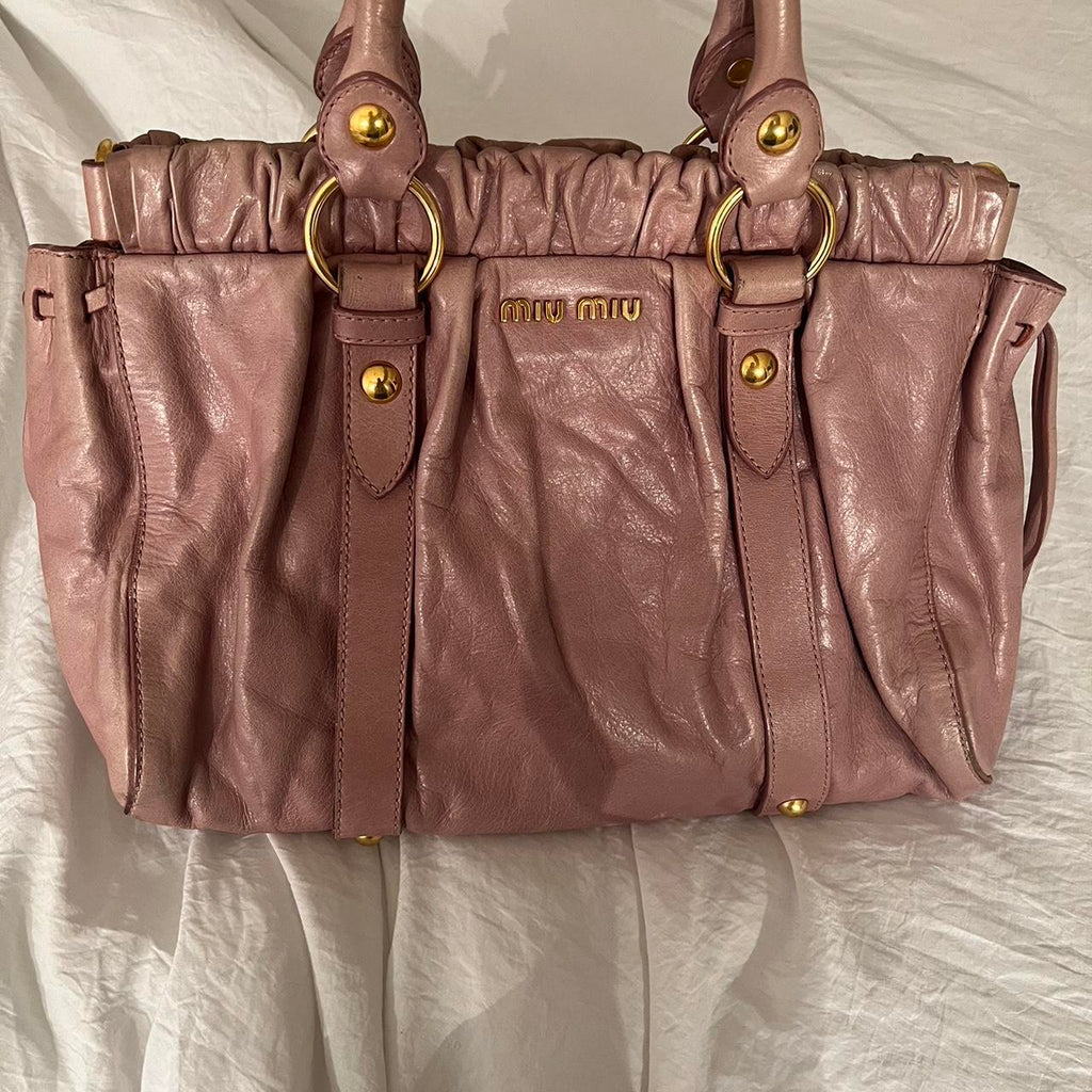 Gorgeous Authentic Dusty Pink Miu Miu Vitello Bag With Gold Hardware🍂✨