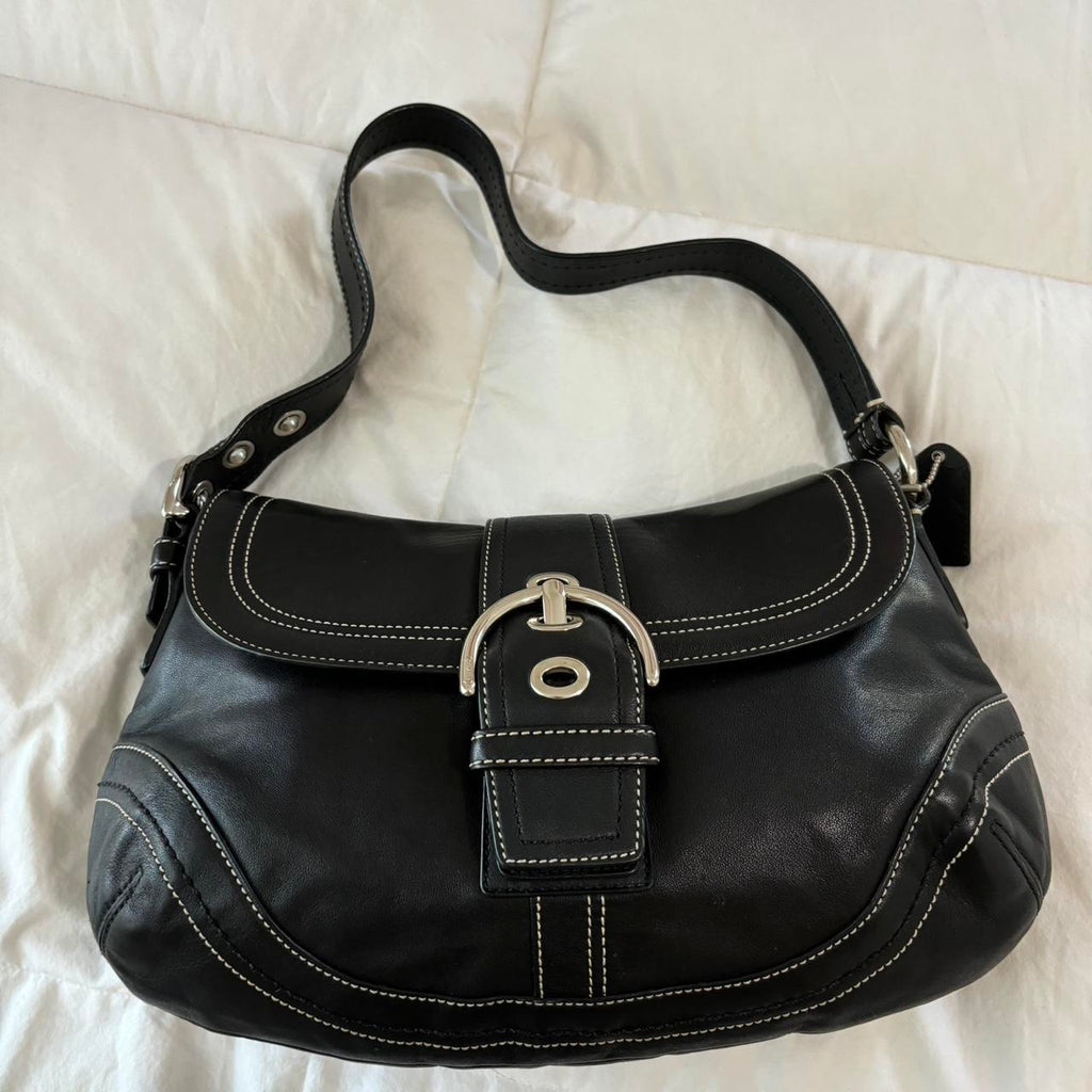 Coach Soho Size Medium🖤🍫